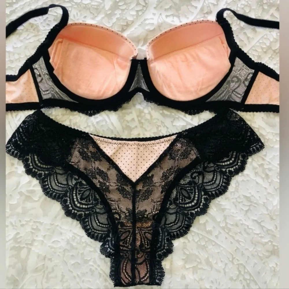 Kleo ✨️ Elegant Lace Lingerie Set in Pink and Black